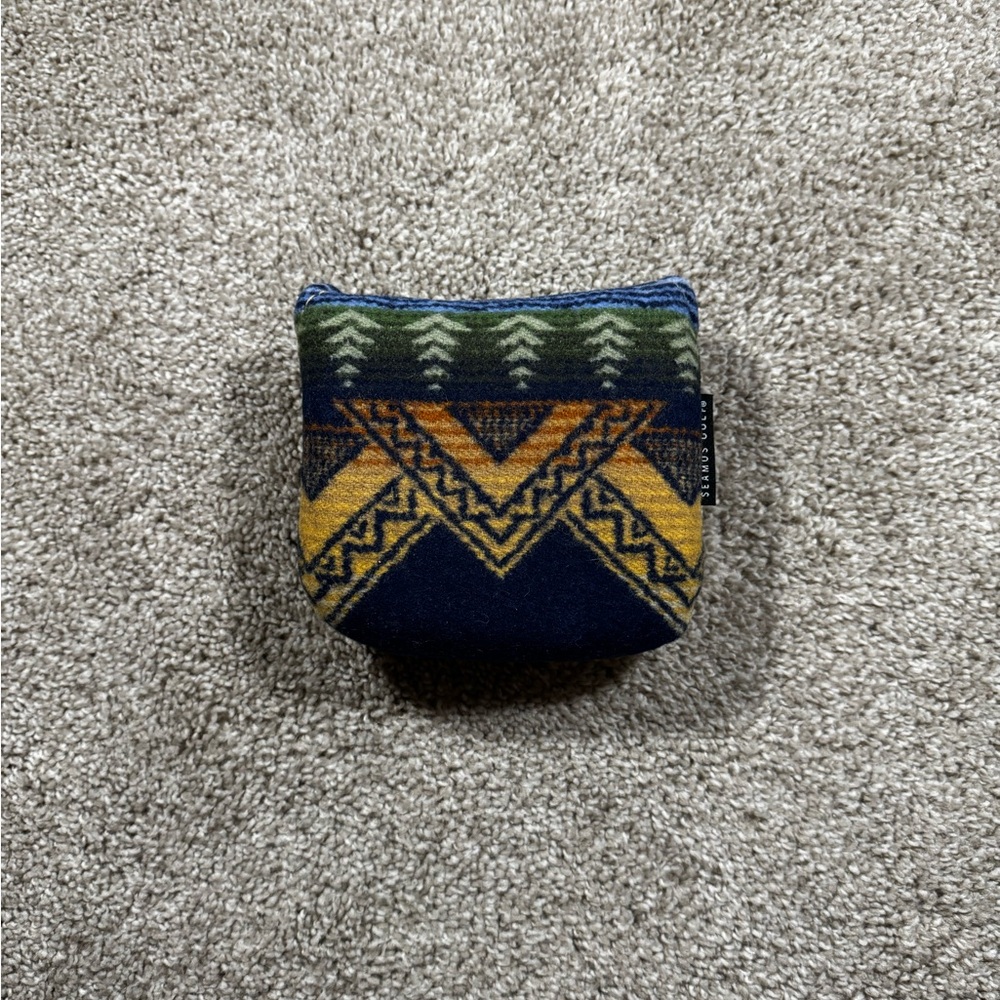 Seamus Golf Mallet Putter Headcover